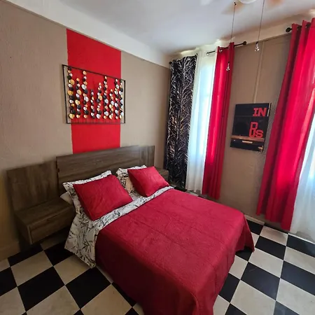 Des Allees 3* Marseille