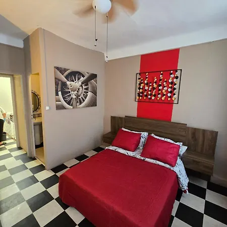 Des Allees Hotel