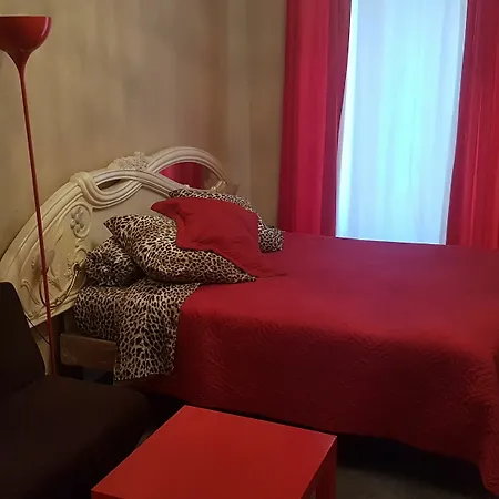 Des Allees Hotel